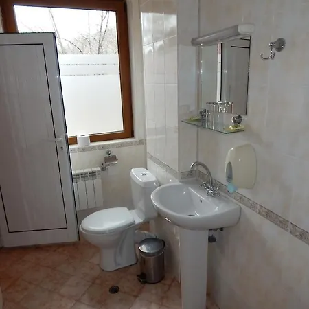 Хотел Велена Hotel 3*